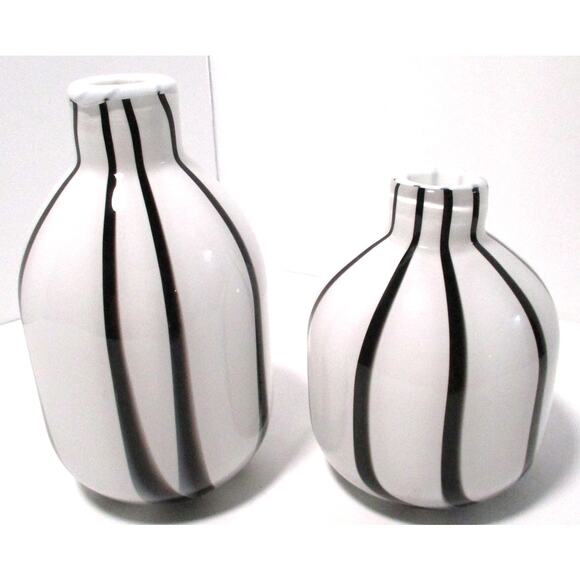 Sonoma Set Of 2 White & Black Decorative Glass Vases 5" & 6" - Picture 3 of 4